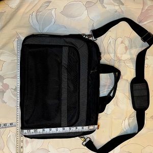 K-Cliffs 16.5 heavy duty black laptop messenger bag